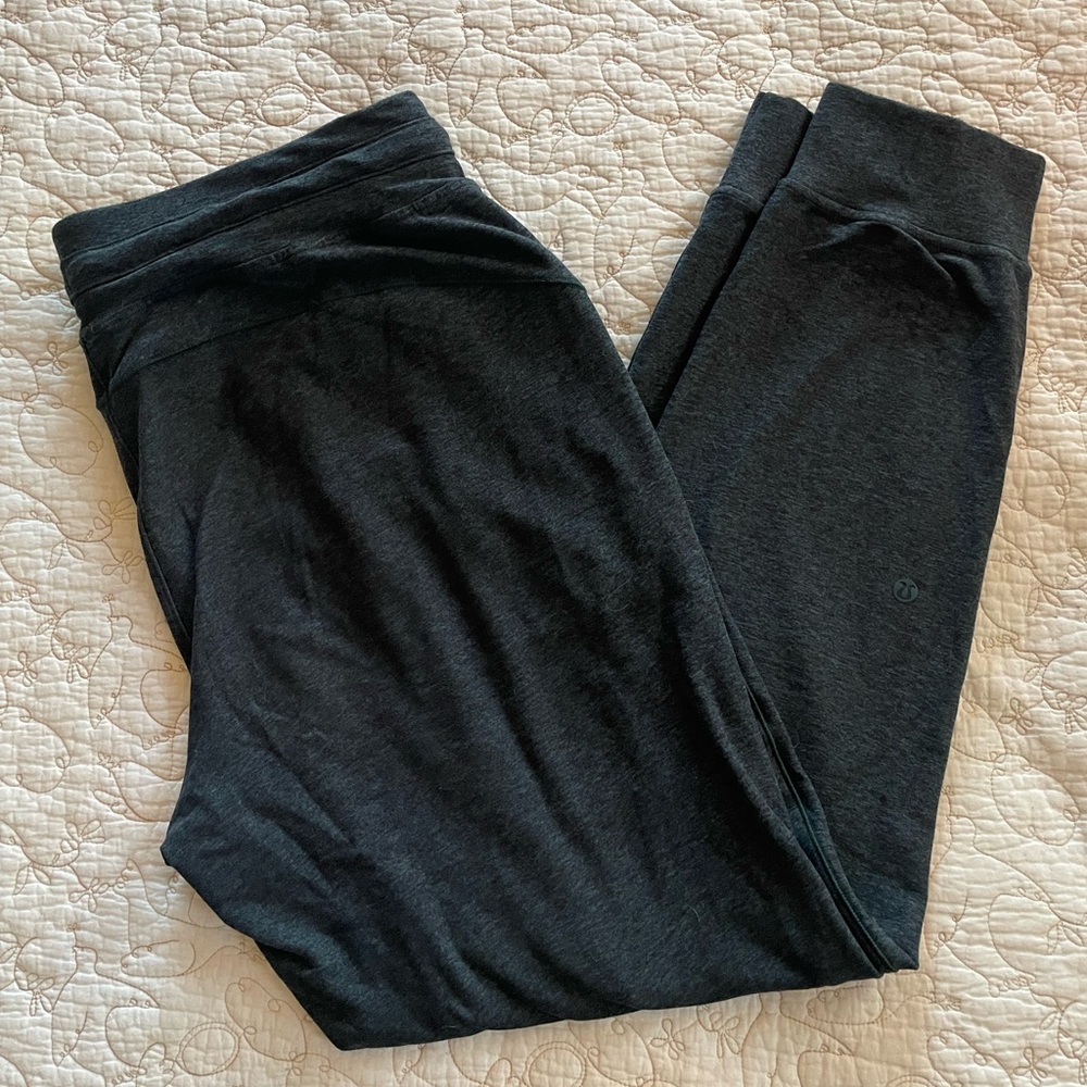 Lululemon Dark Blue/Gray Joggers EUC - Picture 4 of 4